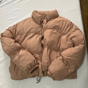 LIKE NEW fabletics cropped puffer jacket